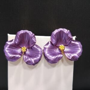 Vintage Purple Enamel Pansy Flower Earrings Gold Tone Clip On 1960s